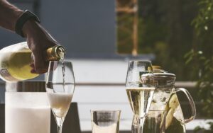 ヒゲ脱毛はメンズの就活に本当に必要？